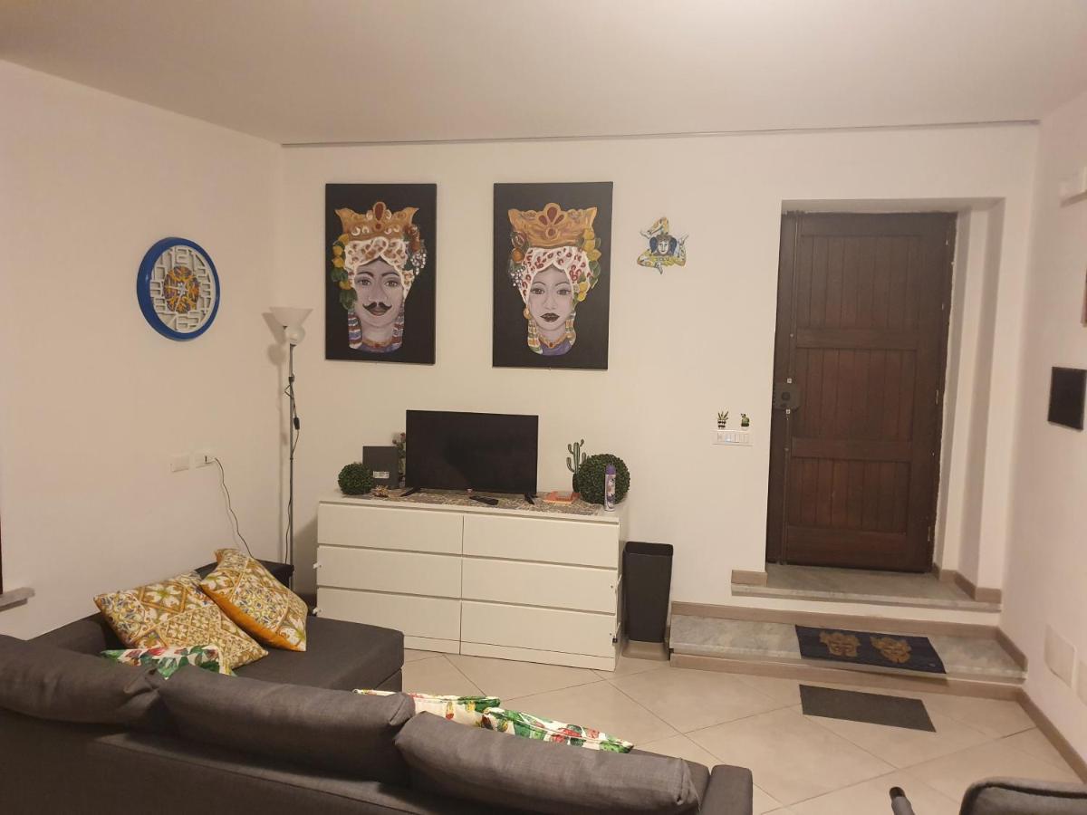 Aspettando Vossia Appartement Palermo Buitenkant foto