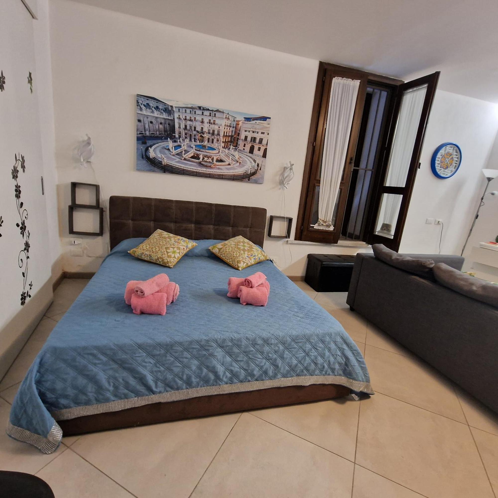 Aspettando Vossia Appartement Palermo Buitenkant foto